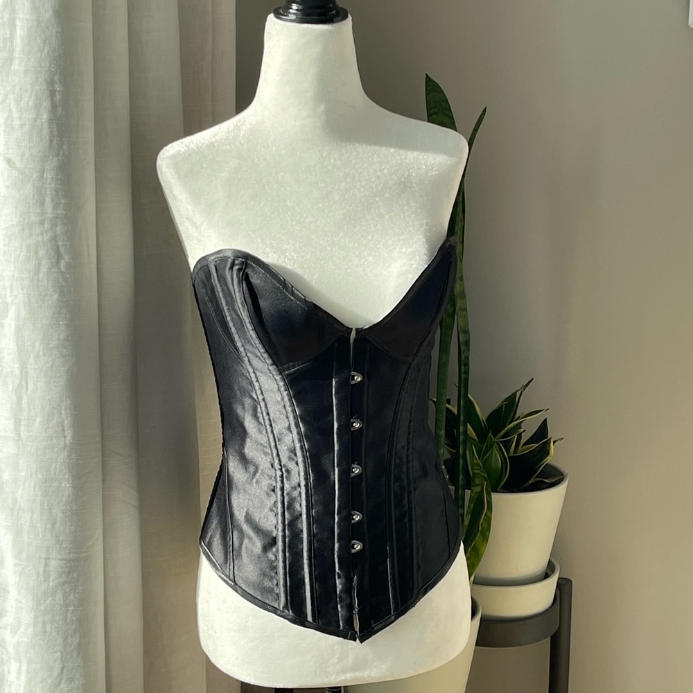 Iconic Diva corset from Agent Prococateur